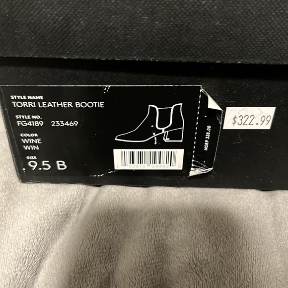 Coach Leather Booties never been worn - Picture 6 of 7